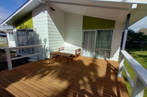 Photo of property in 15 Kindergarten Drive, Conifer Grove, Takanini, 2112