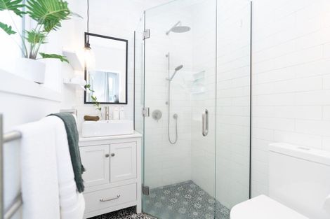 Photo of property in 56 Derwent Street, Island Bay, Wellington, 6023