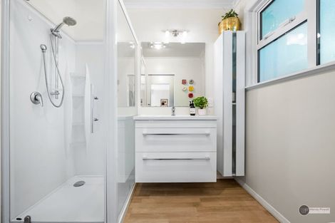 Photo of property in 128 Seddon Street, Naenae, Lower Hutt, 5011