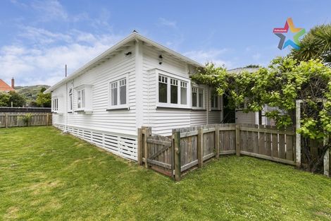 Photo of property in 284 Karori Road, Karori, Wellington, 6012
