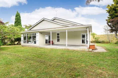 Photo of property in 1216 Rangiotu Road, Tiakitahuna, Palmerston North, 4477