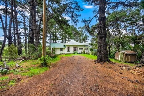 Photo of property in 29 Te Henga Road, Waitakere, Auckland, 0781