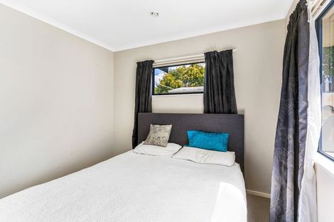 Photo of property in 26b Waimumu Road, Massey, Auckland, 0614