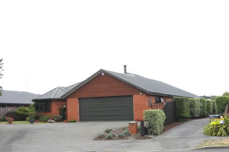 Photo of property in 34 Anglesea Avenue, Parklands, Christchurch, 8083