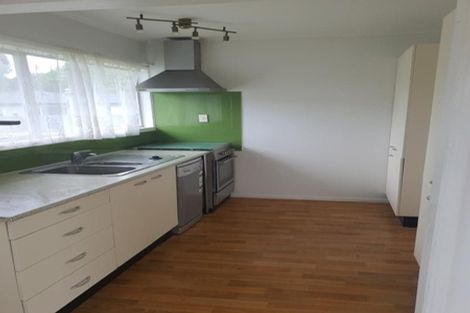 Photo of property in 21 Merchant Avenue, Te Atatu South, Auckland, 0610