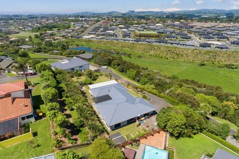 Photo of property in 18 Southill Way, Pyes Pa, Tauranga, 3112