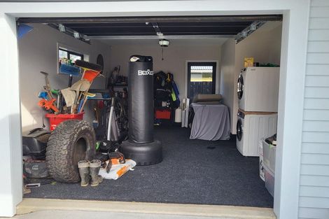 Photo of property in 93a Riverside Drive, Waiwhetu, Lower Hutt, 5010