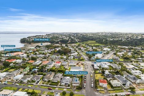 Photo of property in 28 Richmond Avenue, Northcote Point, Auckland, 0627
