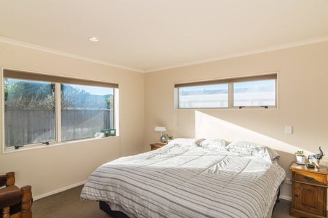 Photo of property in 9 Gandalf Crescent, Paraparaumu, 5032