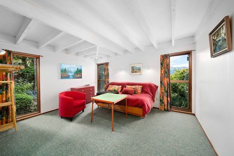 Photo of property in 44 Arawata Terrace, Sunshine Bay, Queenstown, 9300