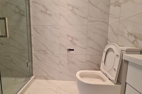 Photo of property in 20b Crestview Rise, Papakura, 2110