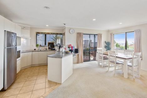 Photo of property in 9 Lizzie Lane, Clover Park, Auckland, 2019