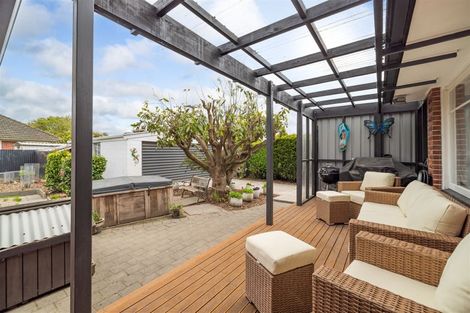 Photo of property in 39 Pembroke Street, Avondale, Christchurch, 8061