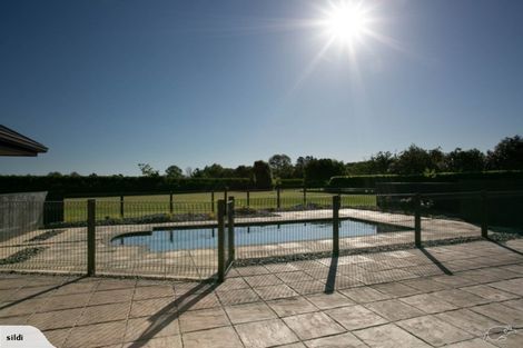 Photo of property in 100 Hooker Road, Tamahere, Hamilton, 3283