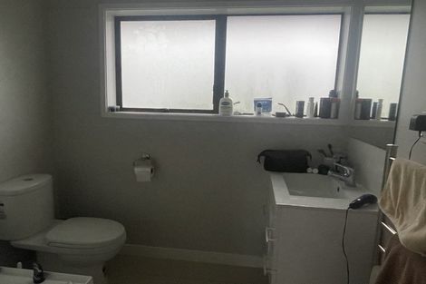 Photo of property in 32 Coronation Road, Hillcrest, Auckland, 0627