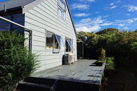 Photo of property in 2/36 Rimu Street, New Lynn, Auckland, 0600