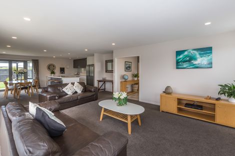 Photo of property in 14 Bayliss Drive, Kaiapoi, 7630