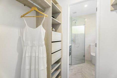 Photo of property in 2/185a Manuka Road, Bayview, Auckland, 0629