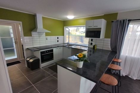 Photo of property in 15 Kindergarten Drive, Conifer Grove, Takanini, 2112