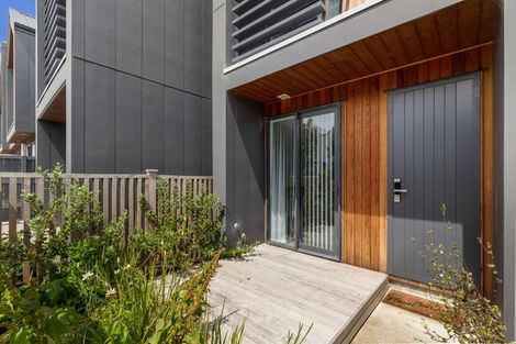 Photo of property in 90 Tarapuka Road, Westgate, Auckland, 0814