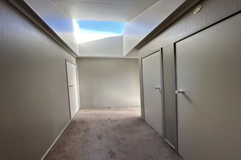 Photo of property in 10 Granville Drive, Massey, Auckland, 0614