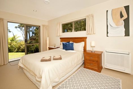 Photo of property in 106a Manawaora Road, Russell, 0272