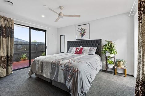 Photo of property in 8 Pa Tuna Lane, Hurdon, New Plymouth, 4310