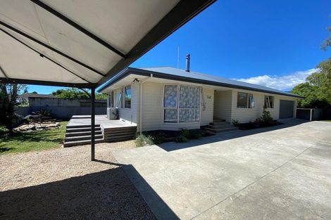 Photo of property in 30 Feary Crescent, Takaka, 7110