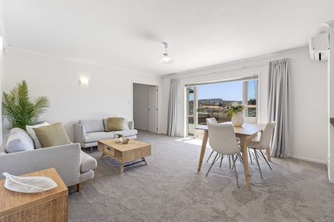 Photo of property in 151 Gulf Harbour Drive, Gulf Harbour, Whangaparaoa, 0930