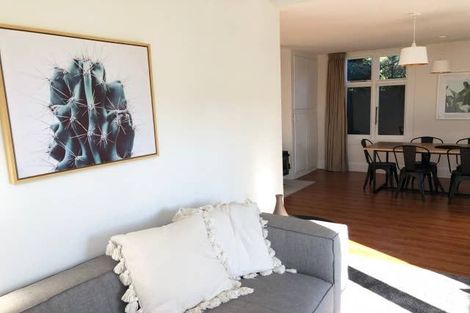 Photo of property in 11 Woodville Street, Edgeware, Christchurch, 8013