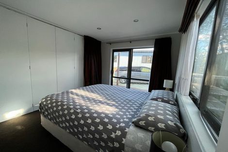 Photo of property in 19a Crystal Avenue, Glendene, Auckland, 0602