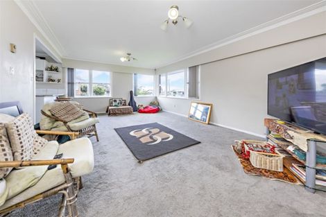 Photo of property in 1/4 Station Road, Papatoetoe, Auckland, 2025