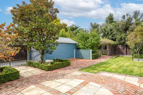 Photo of property in 84 Saint Martins Road, Saint Martins, Christchurch, 8022