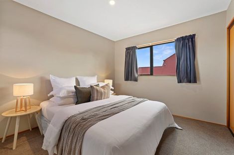 Photo of property in 80 Apsley Drive, Avonhead, Christchurch, 8042