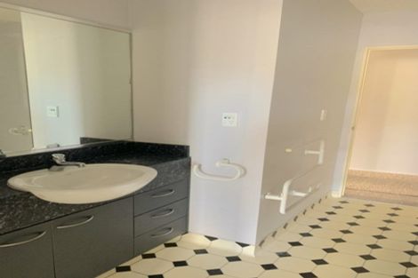 Photo of property in St Peters Apartments, 5d/192 Willis Street, Te Aro, Wellington, 6011