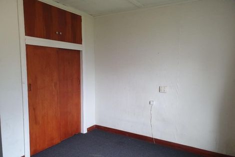 Photo of property in 113 Mangorei Road, Merrilands, New Plymouth, 4312