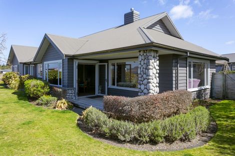 Photo of property in 2 The Circle, Nukuhau, Taupo, 3330