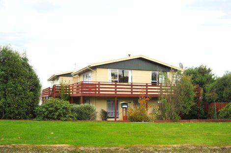Photo of property in 19 Surrey Street, Tapanui, 9522