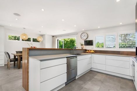 Photo of property in 34 Rembrandt Place, Burnside, Christchurch, 8053
