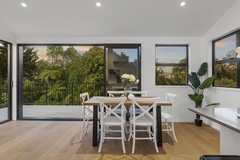 Photo of property in 54a Awaroa Road, Sunnyvale, Auckland, 0612