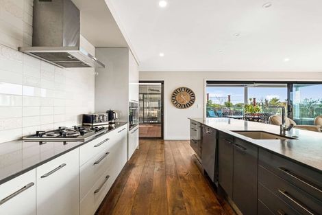 Photo of property in 70 Palm Springs Boulevard, Papamoa Beach, Papamoa, 3118