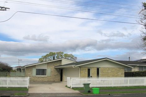 Photo of property in 353 Otumoetai Road, Otumoetai, Tauranga, 3110
