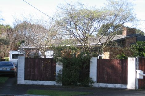 Photo of property in 14 Parkdale Place, Glenview, Hamilton, 3206