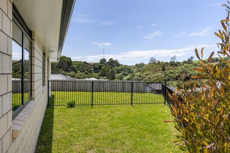 Photo of property in 22 Hayward Place, Ohauiti, Tauranga, 3112