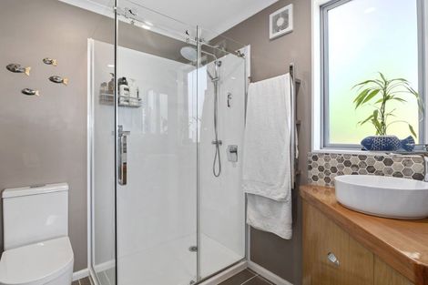 Photo of property in 98 Totara View Road, Wakefield, 7095