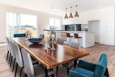 Photo of property in 31 Takurua Terrace, Orewa, 0931