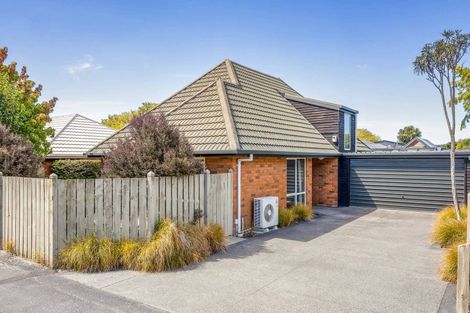 Photo of property in 2/43 Claridges Road, Casebrook, Christchurch, 8051