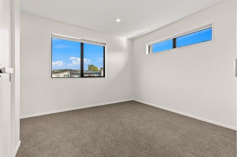 Photo of property in 4/60 Selo Street, Glen Eden, Auckland, 0602