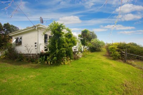 Photo of property in 595 Kanohi Road, Kaukapakapa, 0873