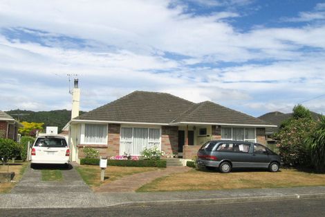 Photo of property in 13 Courtenay Road, Heretaunga, Upper Hutt, 5018